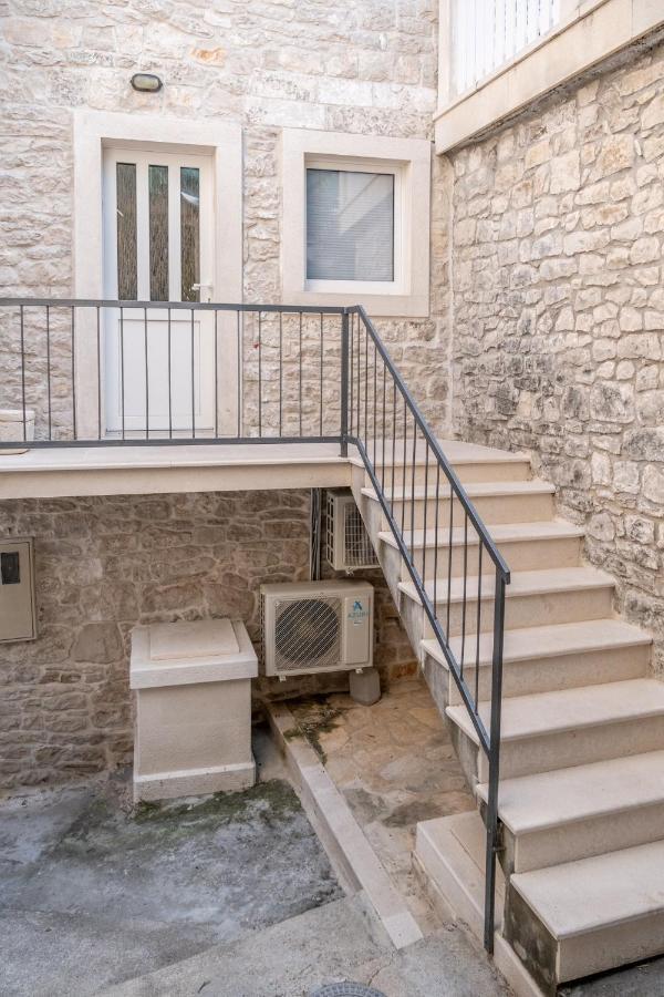 Apartments Sonja 푸치스차 외부 사진