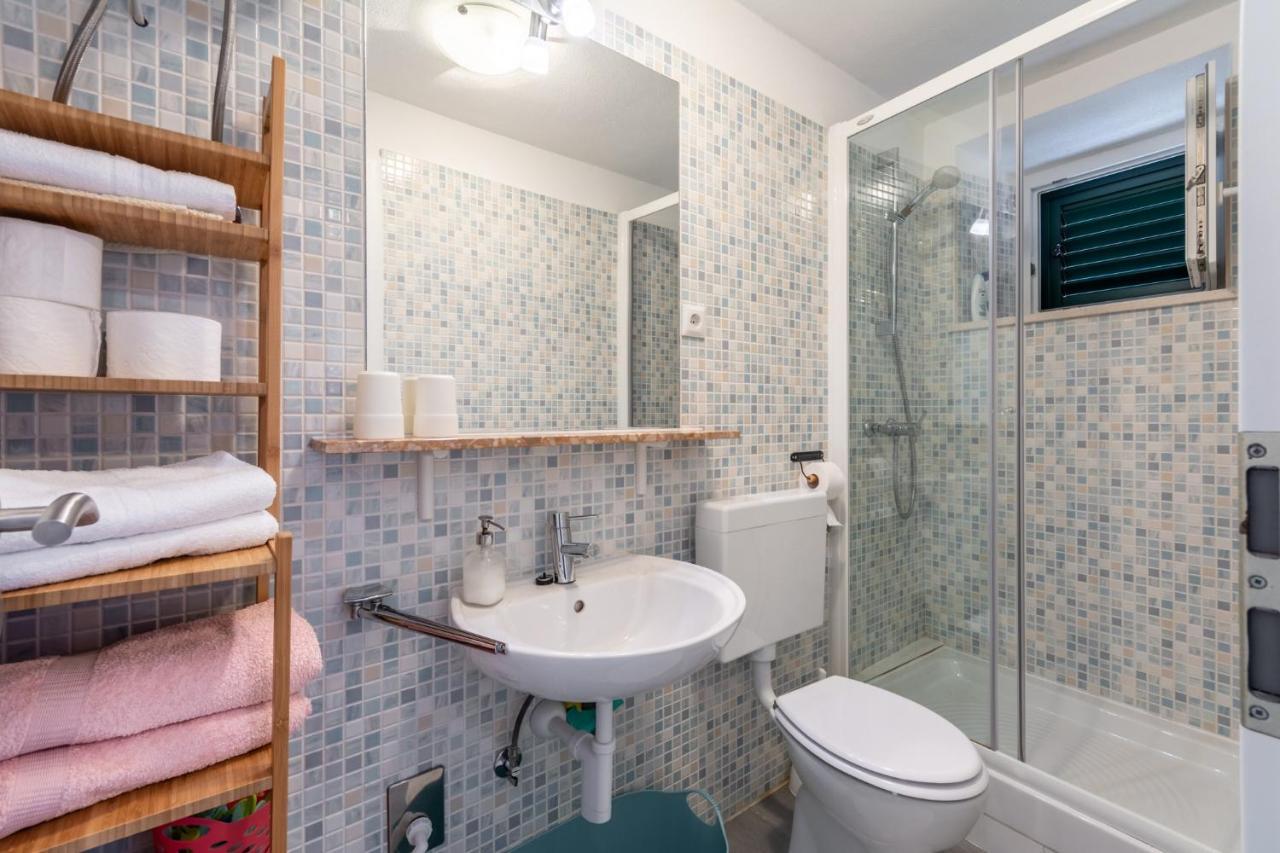 Apartments Sonja 푸치스차 외부 사진